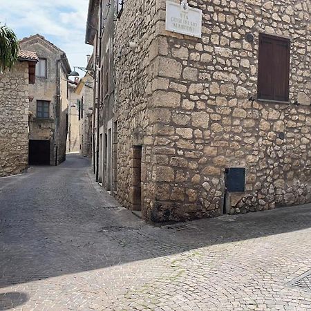 Appartamento VicoVacanze Acero Vico nel Lazio Esterno foto